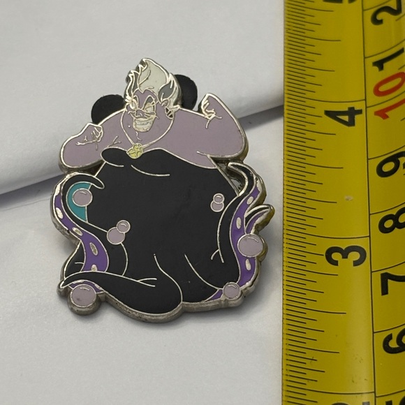 Disney Jewelry - Disney Ursula, Little Mermaid, 2010 trading pin, Villians
